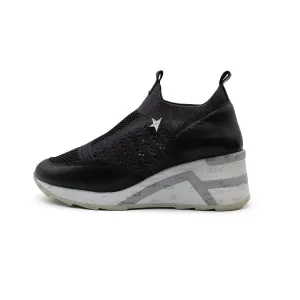 Cetti Sporty Trainers Low-Top Sneakers Fabric Black Colour For Women