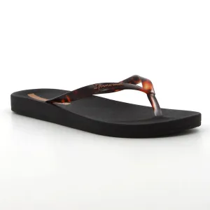 Ipanema Leopard Print Thong Strap Sandals - Black