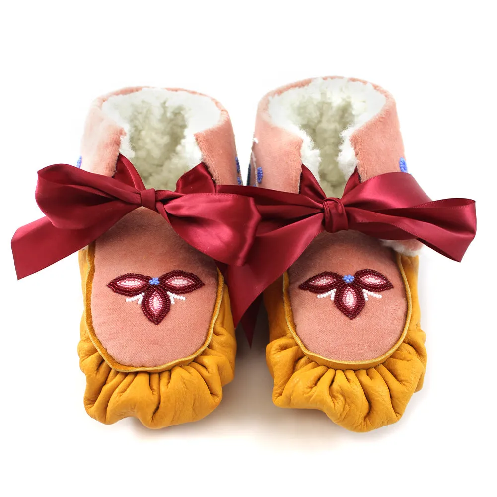 Lisa Passinault Ladies 7 Moccasins