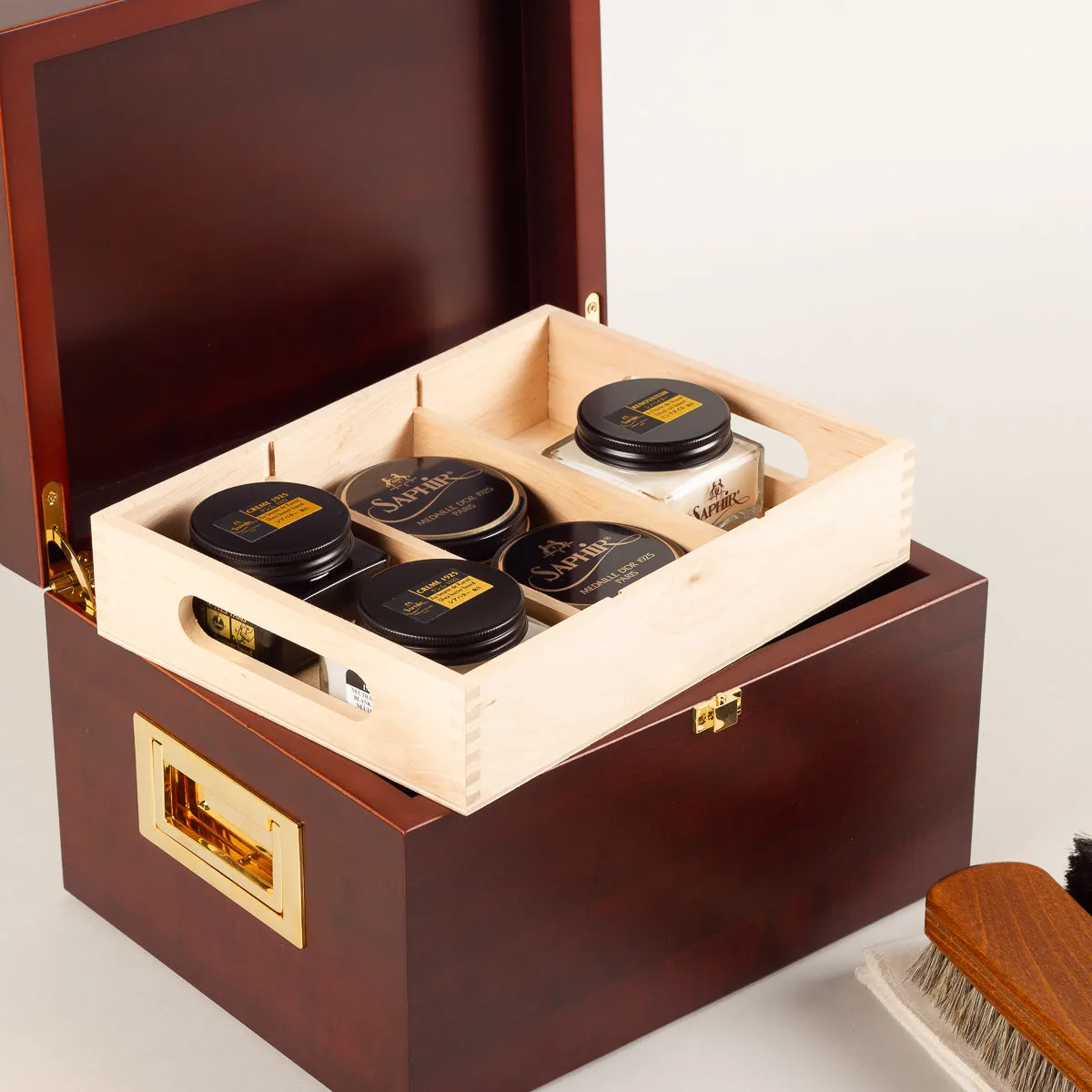 Shoe care valet Saphir Deluxe - cherrywood