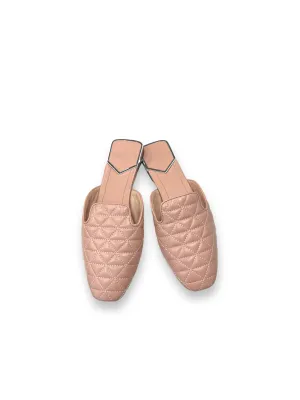 Shoes Flats Mule & Slide By Cma  Size: 6