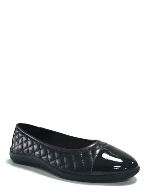 Time and Tru Women's Cap Toe Quilted Ballet Flats, Wide Width Available